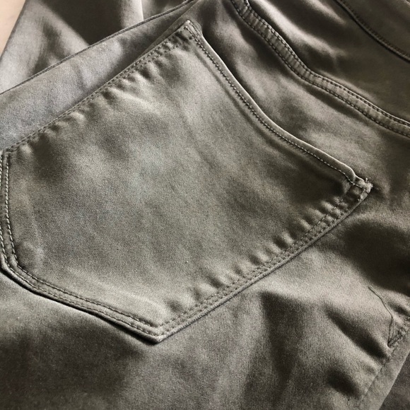 H&M khaki high rise skinny jeans - Picture 2 of 3